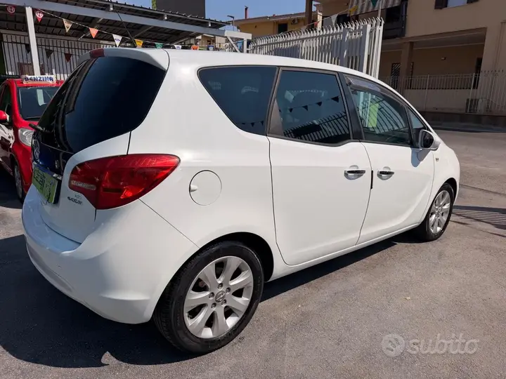 Opel Meriva 2011 photo 3