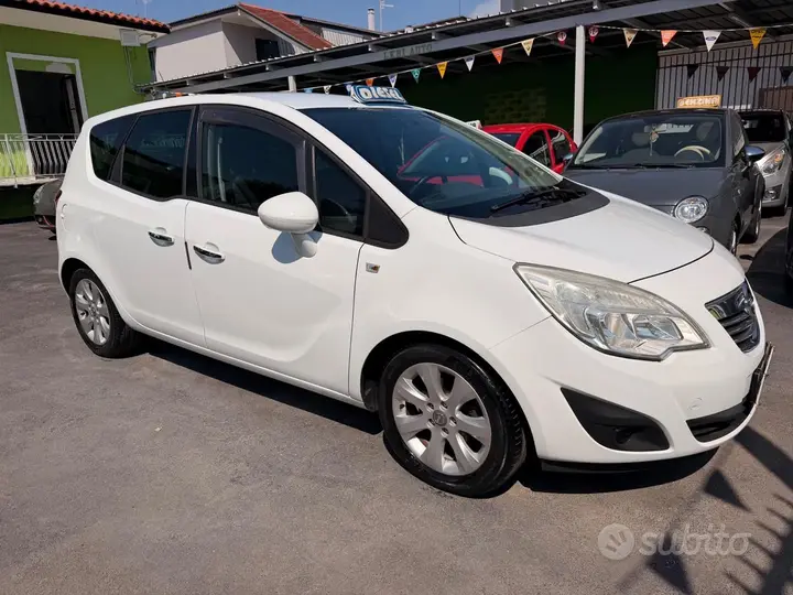 Opel Meriva 2011 photo 2