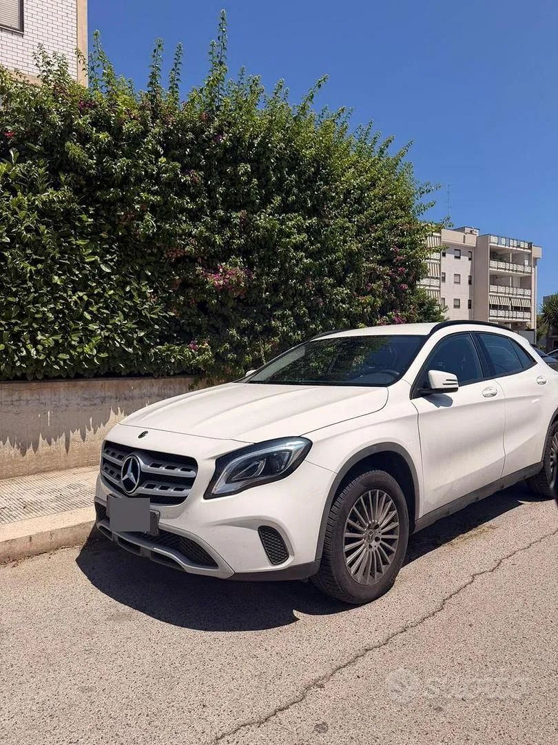Mercedes-Benz Gla 2019 photo 2