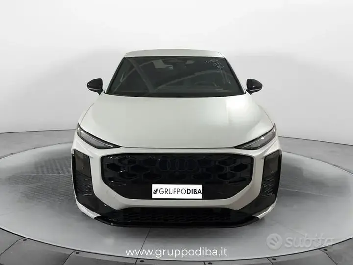 Audi Q3 2026 photo 2