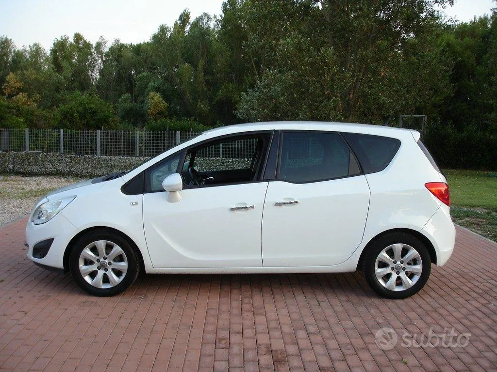 Opel Meriva 2010 photo 3