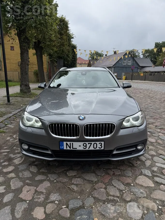 BMW 530 2014 photo 2