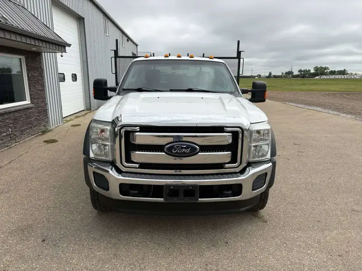 Ford F-550 2012 photo 5
