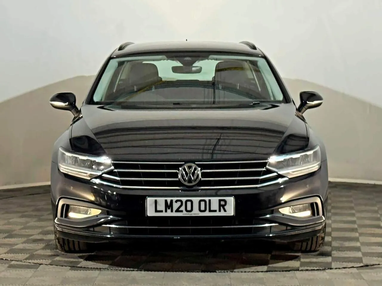 Volkswagen Passat 2020 photo 3
