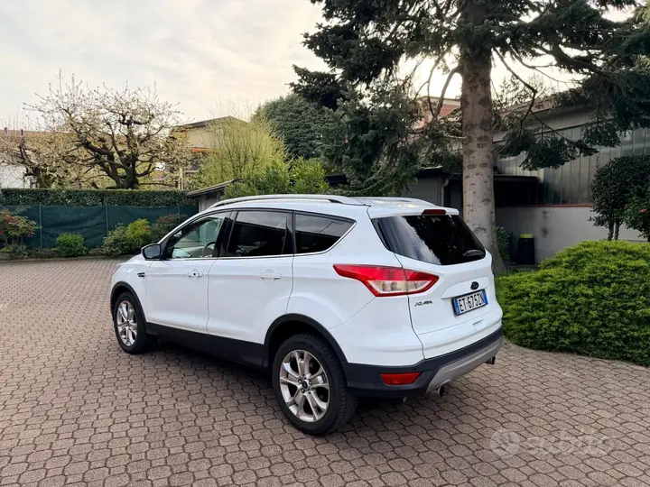 Ford Kuga 2014 photo 4