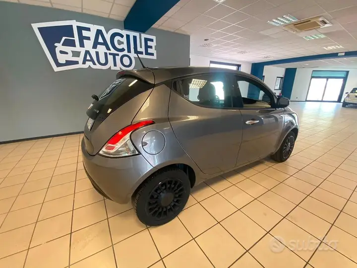 Lancia Ypsilon 2022 photo 3