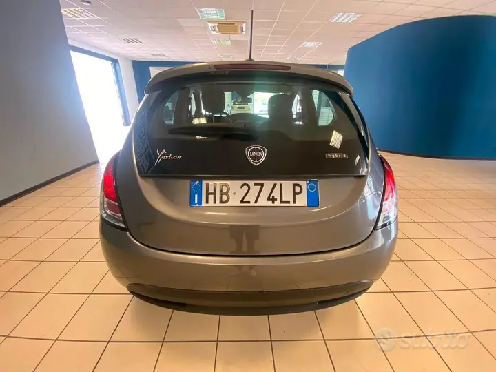 Lancia Ypsilon 2022 photo 4