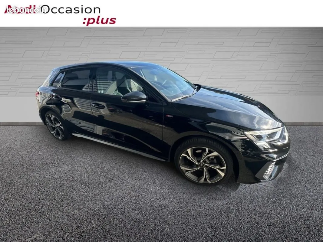 Audi A3 2023 photo 4