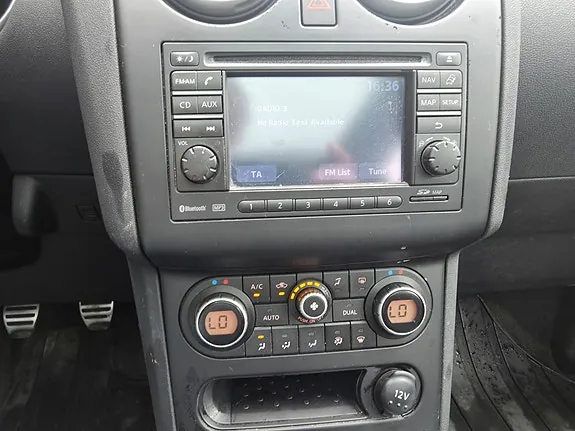 Nissan Qashqai 2010 photo 5