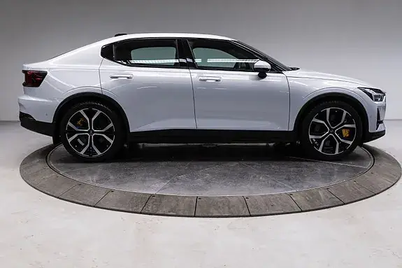 Polestar 2 2022 photo 5