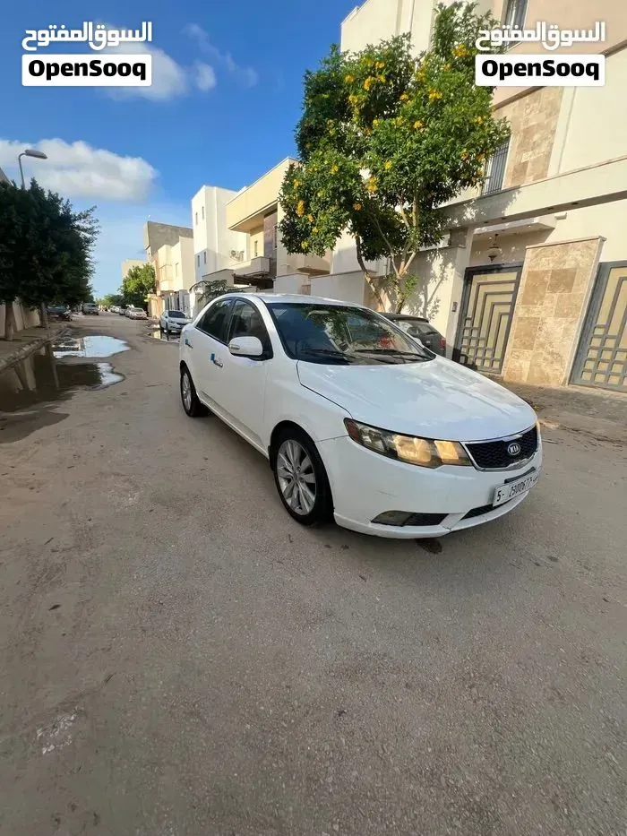 Kia Forte 2010 photo 3