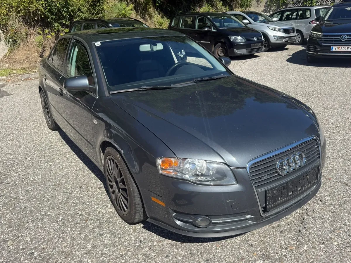 Audi A4 2005 photo 2