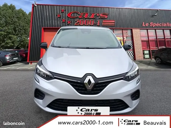 Renault Clio 2023 photo 2