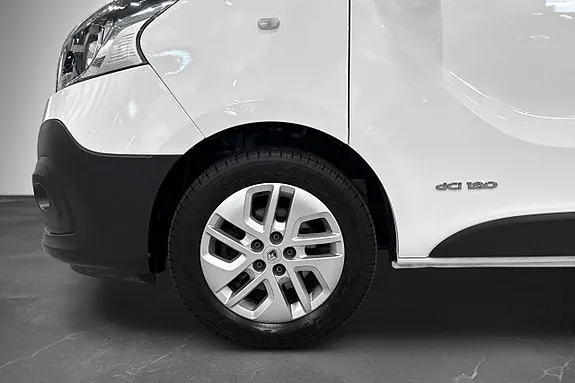 Renault Trafic 2016 photo 2