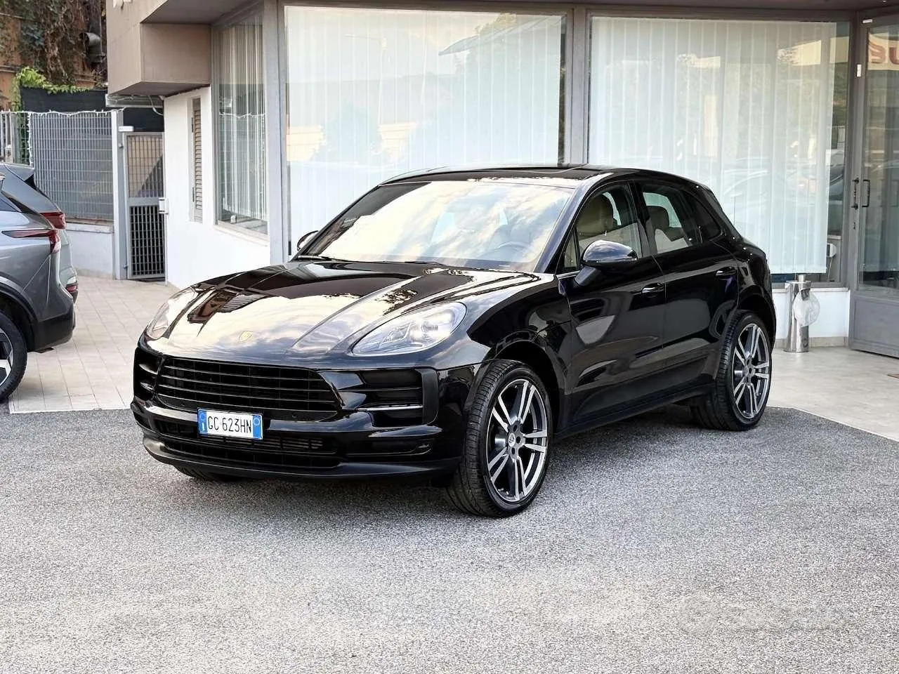 Porsche Macan 2021 photo 3