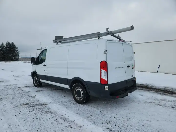 Ford Transit 2017 photo 2