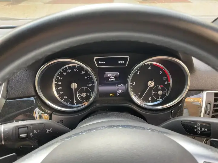 Mercedes-Benz M-Class 2014 photo 4