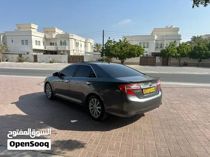 Toyota Camry 2014 photo 2