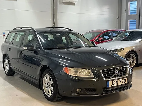 Volvo V70 2009 photo 5