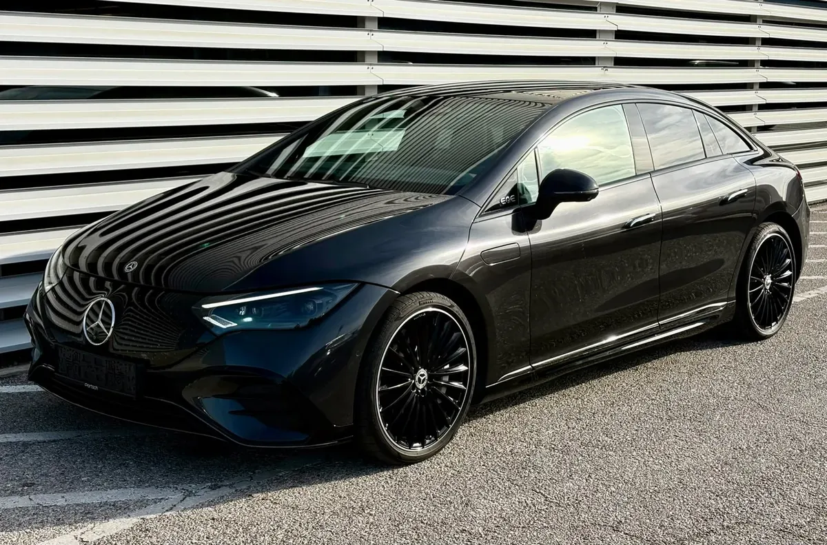 Mercedes-Benz Eqe 2023 photo 2