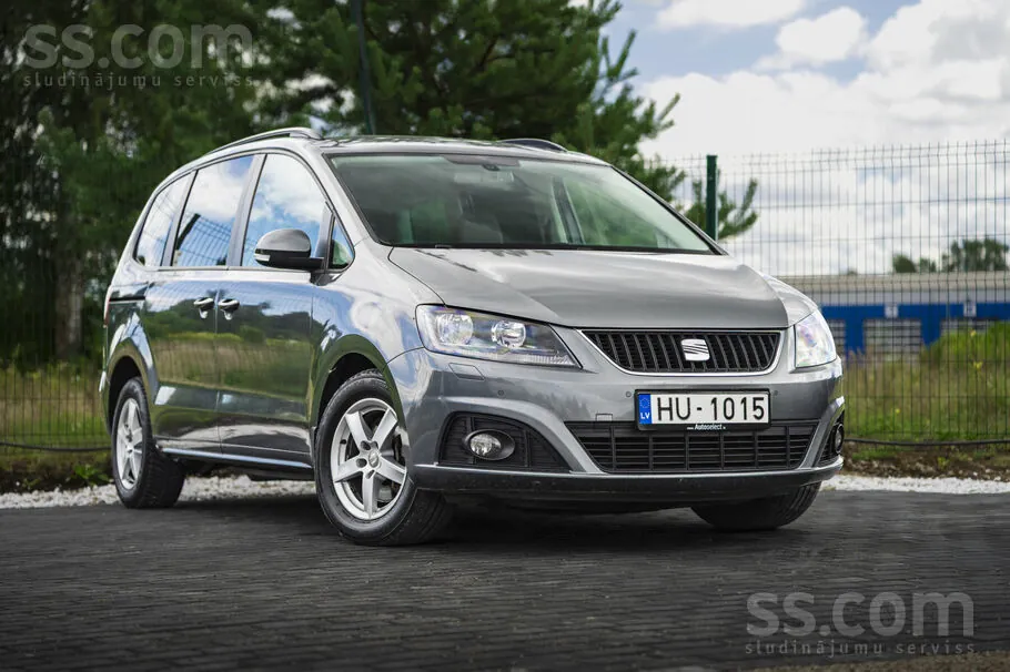 Seat Alhambra 2011 photo 3