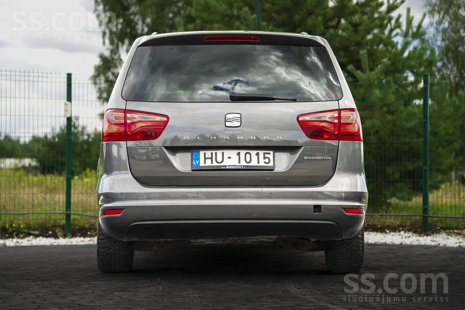Seat Alhambra 2011 photo 5