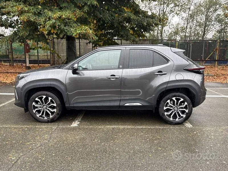 Toyota Yaris Cross 2024 photo 2
