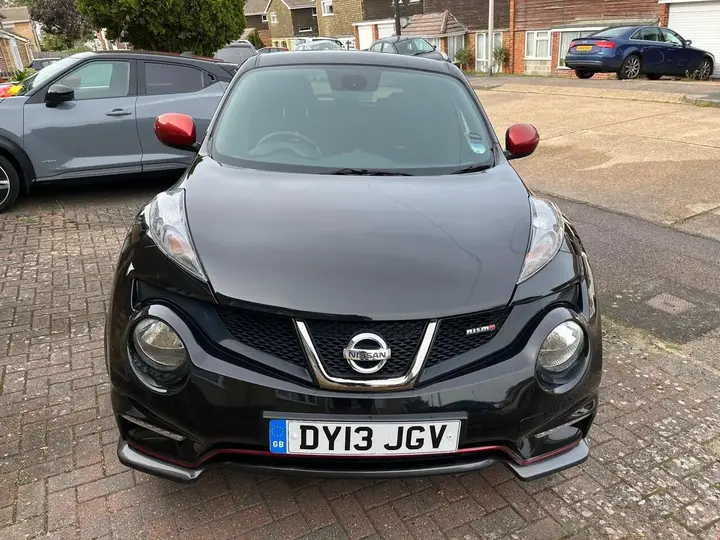 Nissan Juke 2013 photo 2
