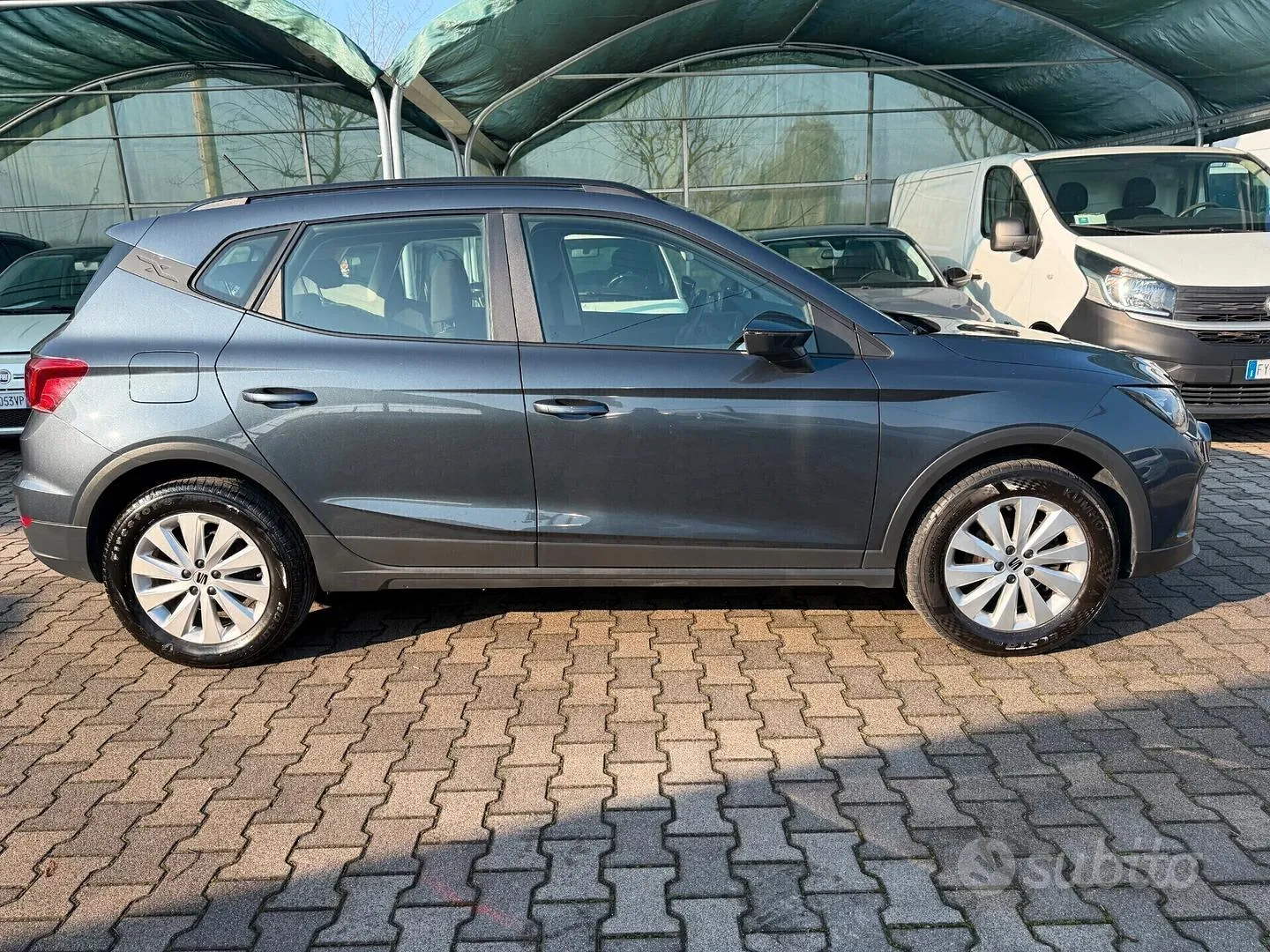 Seat Arona 2023 photo 2