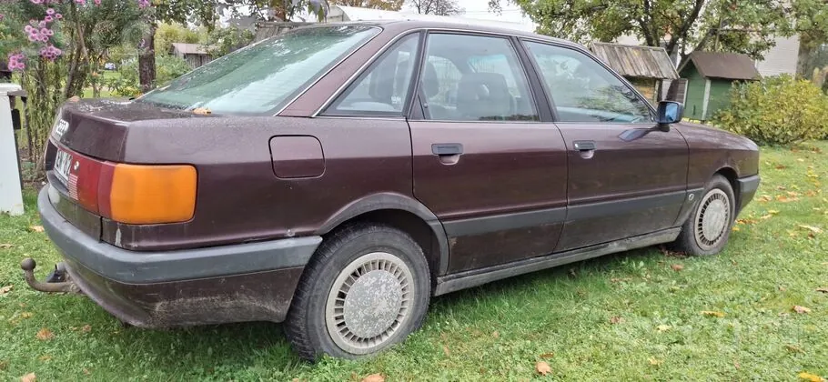 Audi 80