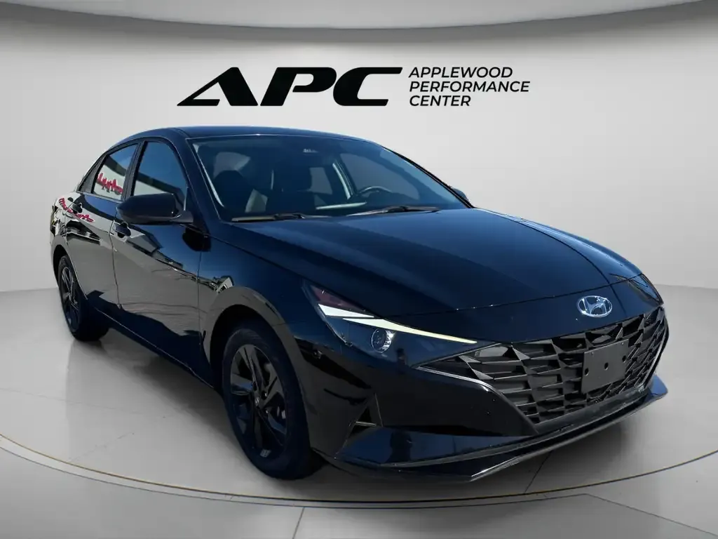 Hyundai Elantra 2022 photo 4