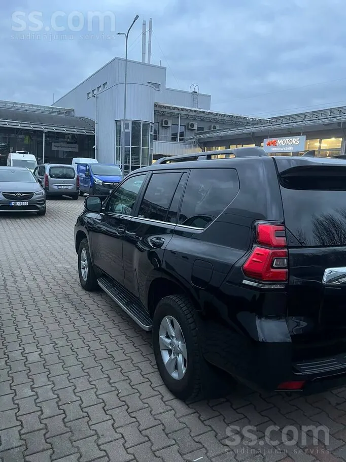 Toyota Land Cruiser 2019 photo 4