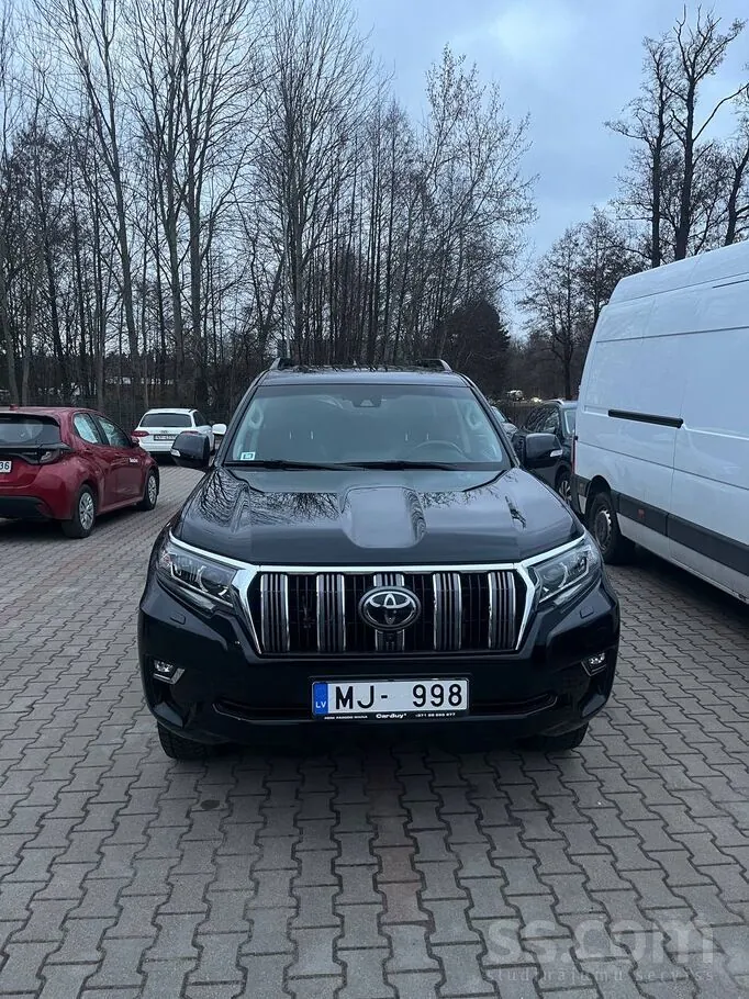 Toyota Land Cruiser