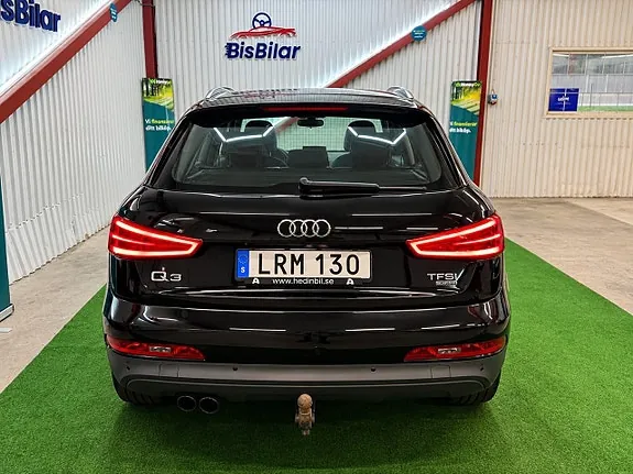 Audi Q3 2012 photo 5