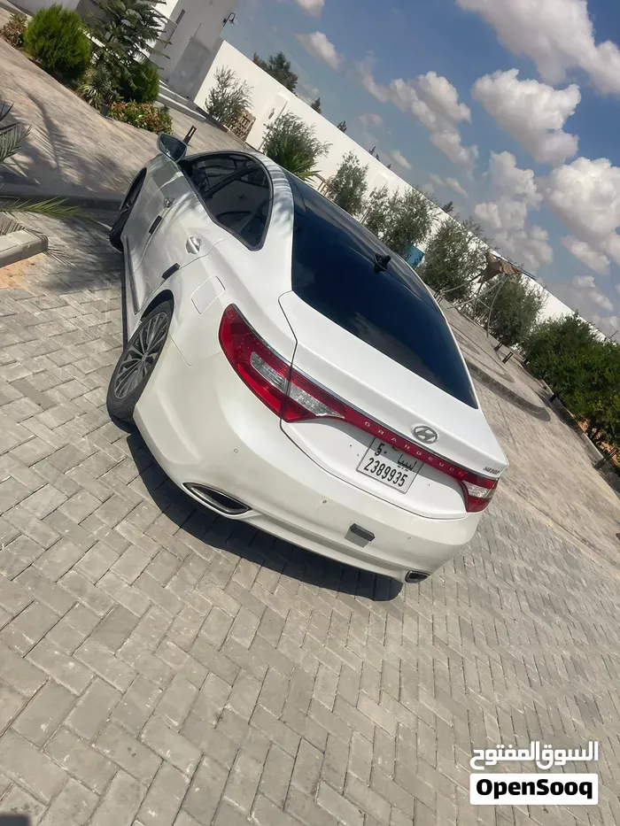 Hyundai Azera 2012 photo 4