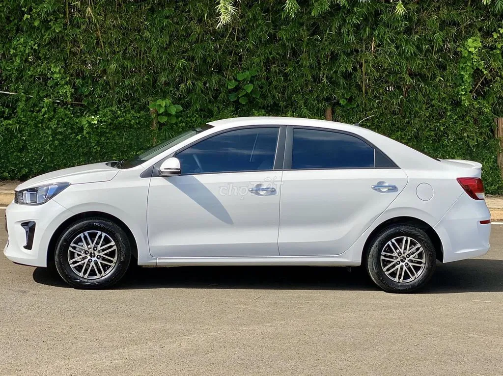 Kia Soluto 2022 photo 4