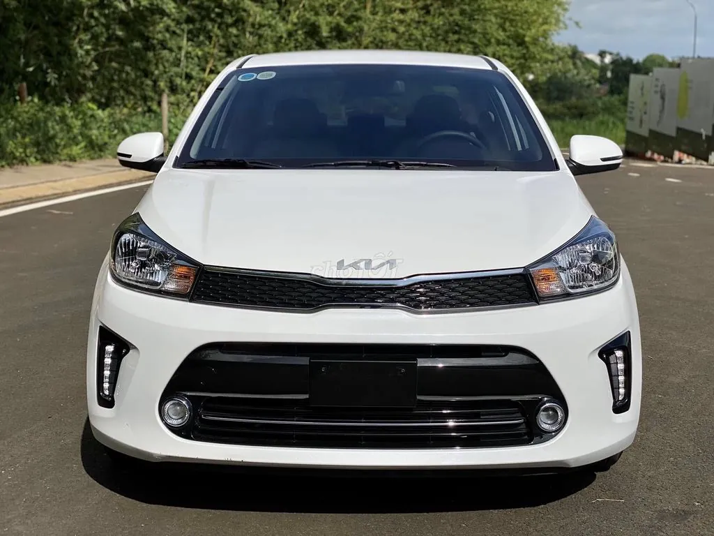 Kia Soluto 2022 photo 2