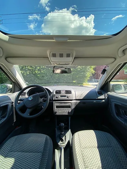 Skoda Roomster 2012 photo 2