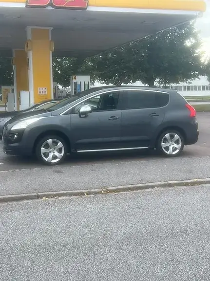 Peugeot 3008 2010 photo 2
