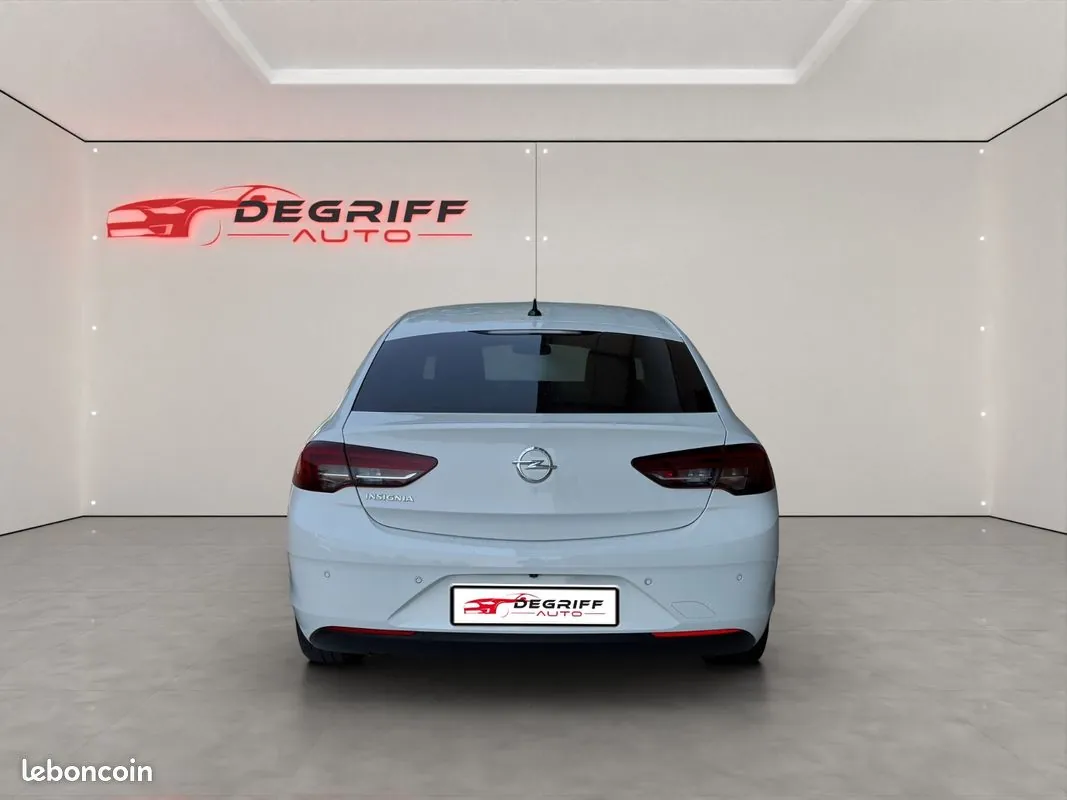 Opel Insignia 2022 photo 4