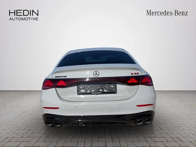Mercedes-Benz E-Class 2025 photo 3