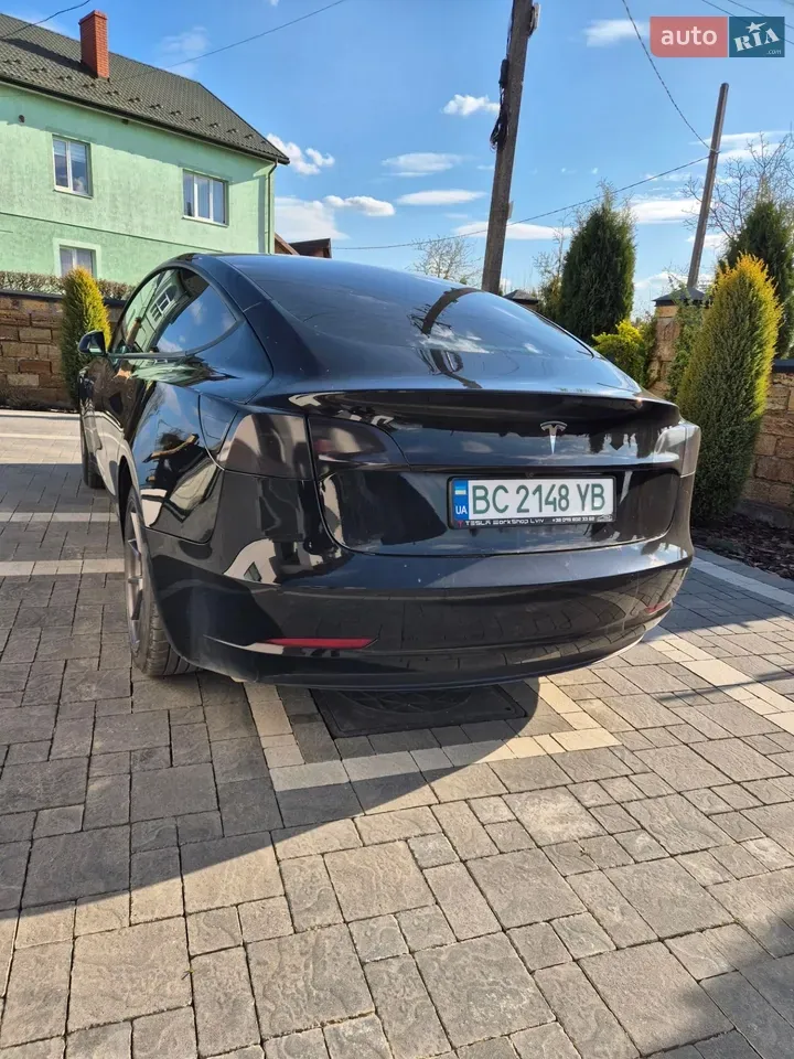 Tesla Model 3 2021 photo 3
