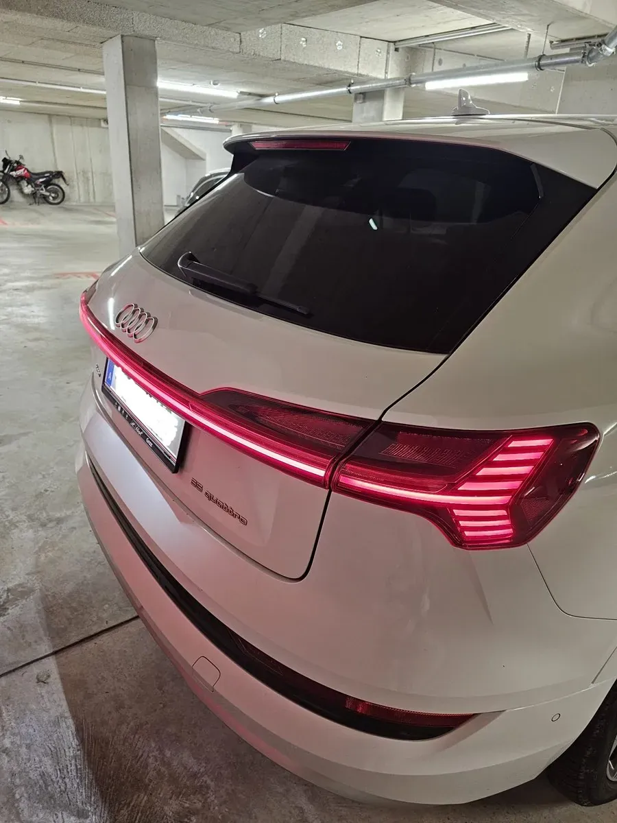 Audi E-Tron 2019 photo 3