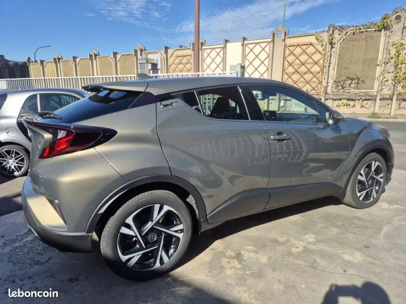 Toyota C-Hr 2022 photo 4