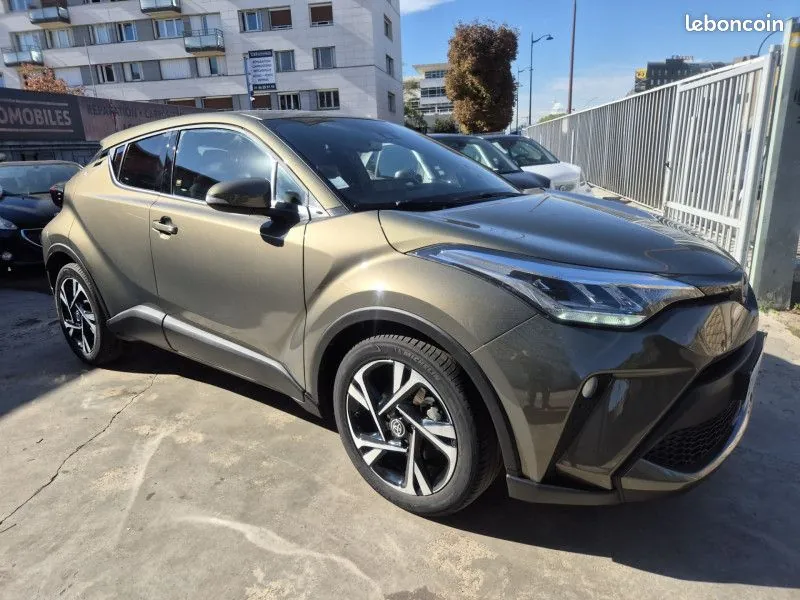 Toyota C-Hr 2022 photo 3