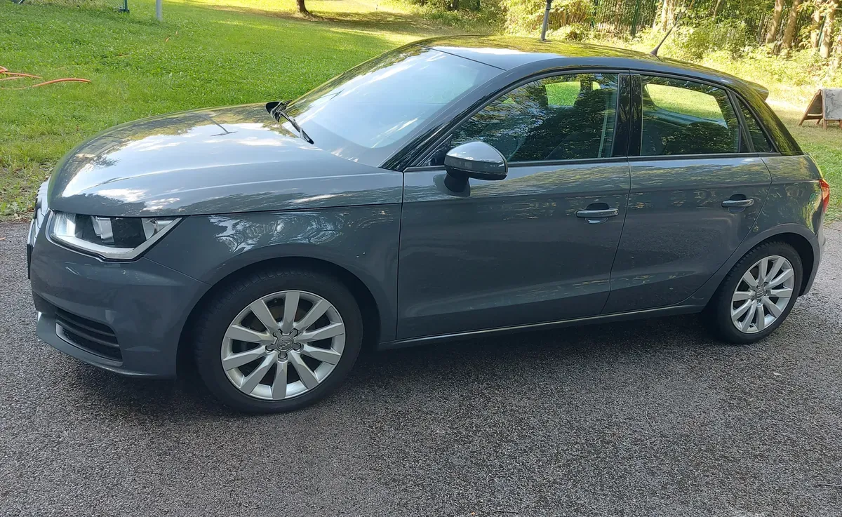 Audi A1 2018 photo 2