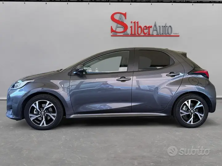 Toyota Yaris 2025 photo 2