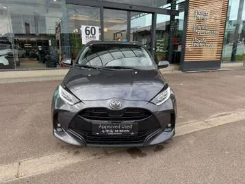 Toyota Yaris 2024 photo 2