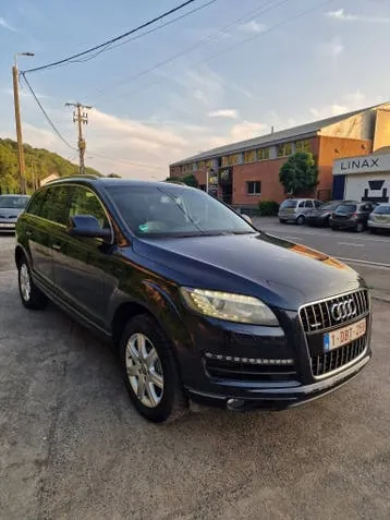 Audi Q7 2011 photo 3