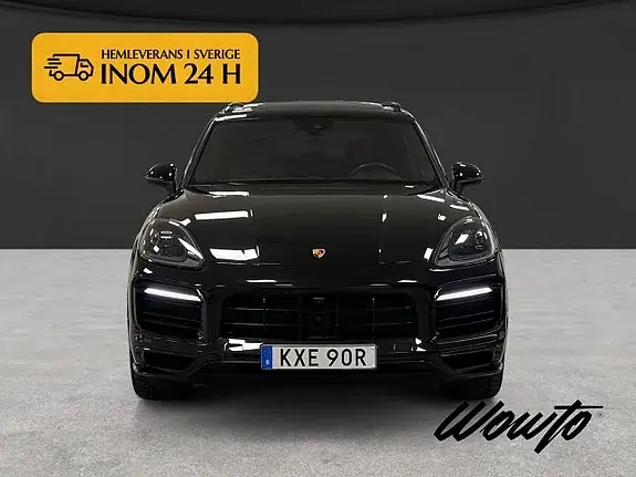 Porsche Cayenne 2023 photo 2